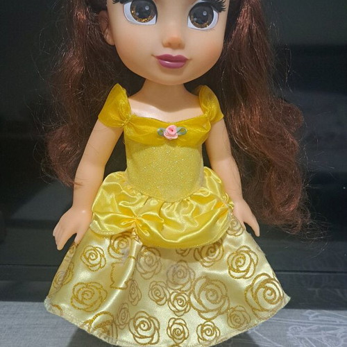 Disney Belle doll like new collectible