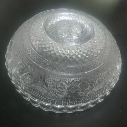 Glass bowls like new, set of 7 with Victorian decoration