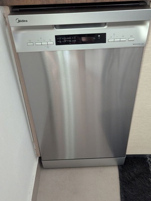 Midea MFD45S200X.2-ES dishwasher like new with smart Wi-Fi