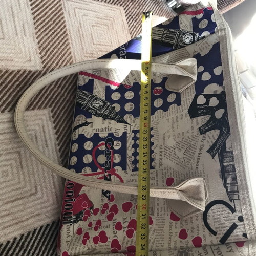 Shoulder/hand bag used, in good condition