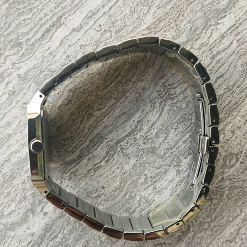 Seiko 7N39-0BA0 Quartz men's watch new, silver