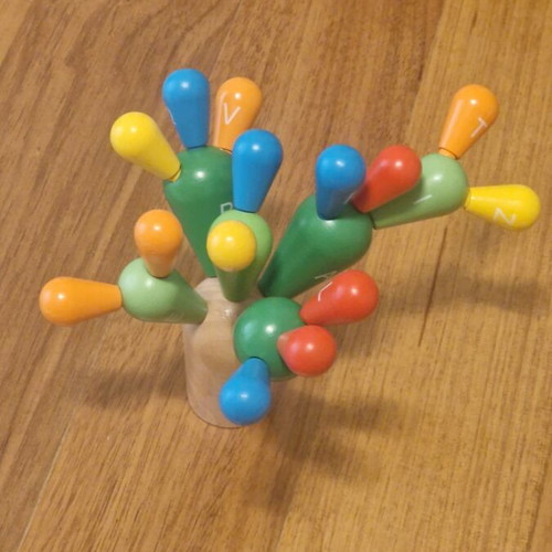 Wooden fine motor skills toy