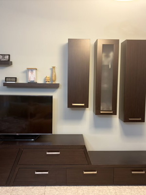 TV unit set like new, wood