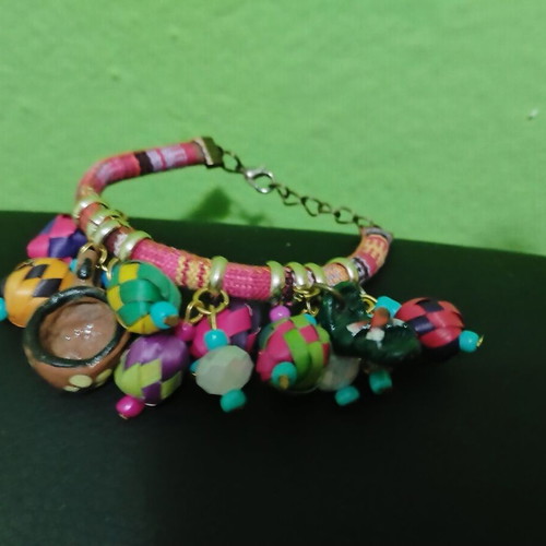 Mexican handmade bracelet like new, multicolor