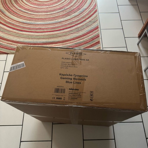 Gaming chair new, unused in box