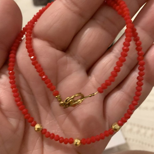 Handmade necklace new, red beads