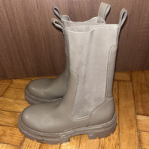 H&M Chunky Chelsea Boots new, size 37, grey/taupe