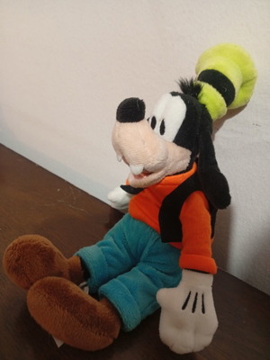Goofy Disney Classic plush 24 cm like new