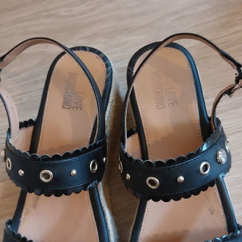 Love Moschino sandals used, size 39, black