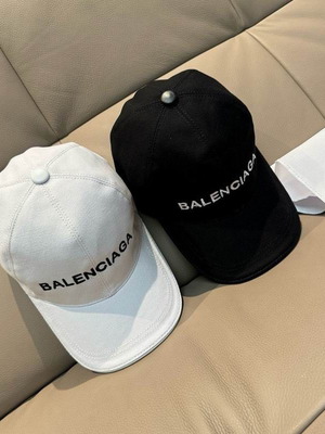 Balenciaga baseball cap new, black and white, one size