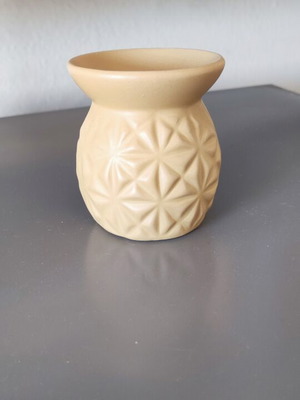 Aromatherapy diffuser yellow small new