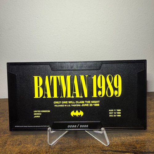 Batman 1989 Batmobile ingot Fanattik limited edition plaque like new