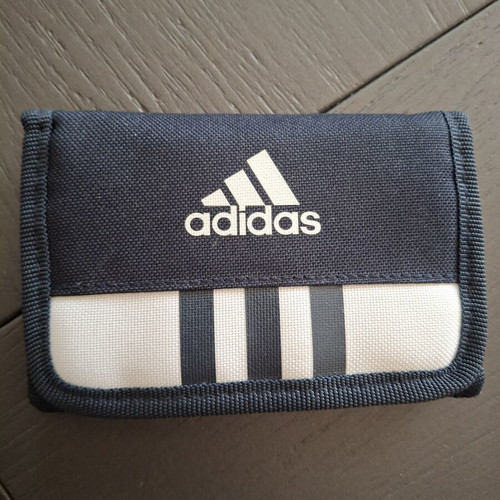 Πορτοφόλι Adidas μπλε, σαν καινούργιο, θήκες για κάρτες και κέρματα