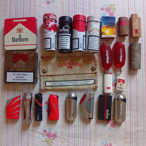 Marlboro authentic advertising collectibles used, complete set of 23 items