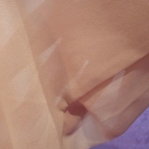 Women's beige top like new, neck tie, elastic cuffs