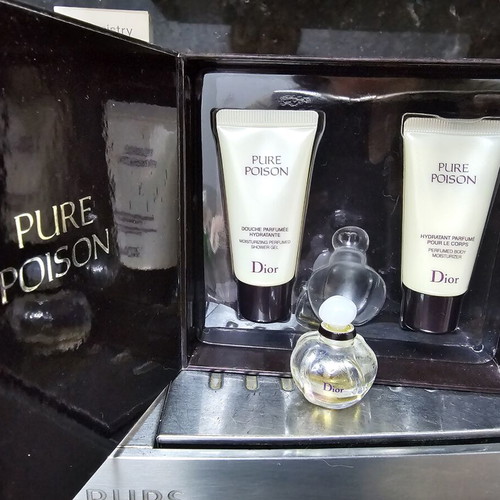 Dior Pure Poison set with 5ml edp, 20ml shower gel and body lotion, old formula