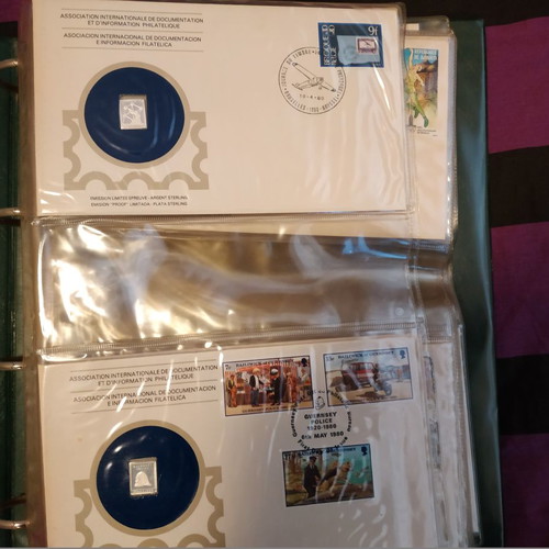 Collectible first day cover album like new, 34 pieces