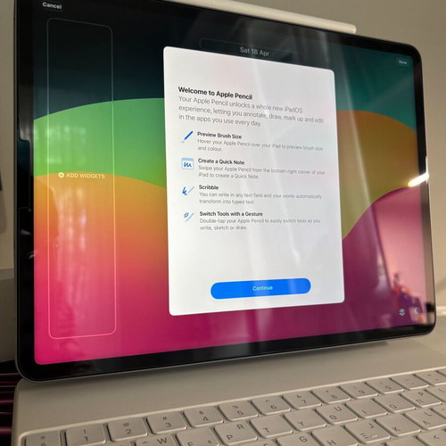 Apple iPad Pro 2022 12.9 σαν καινούργιο με Apple Pencil 2ης γενιάς και Magic Keyboard
