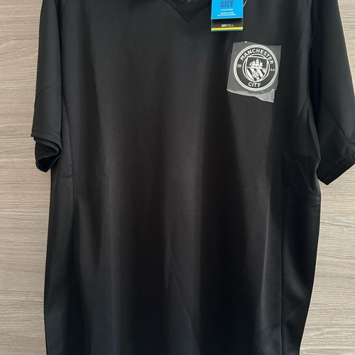 Manchester City football jersey official replica, new, size L