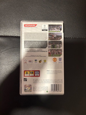Pro Evolution Soccer 2011 PSP game like new