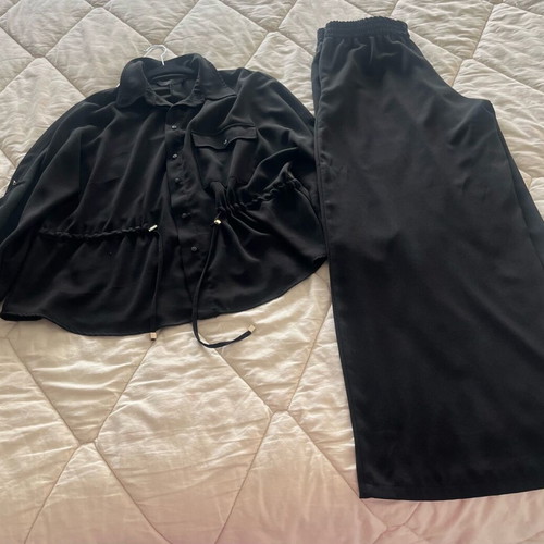 Black fabric set Zara used, size Large
