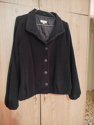 Happening Woman black jacket size 42 used, classic and elegant