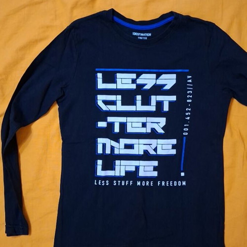 Long-sleeve black T-shirt for boys, size 146 cm
