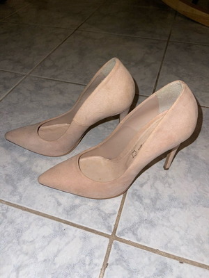 Γόβες Sante καινούργιες, ψηλές, απαλό ροζ-μπεζ, μέγεθος 39