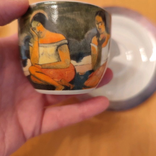 Set of 5 coffee cups like new with painted designs