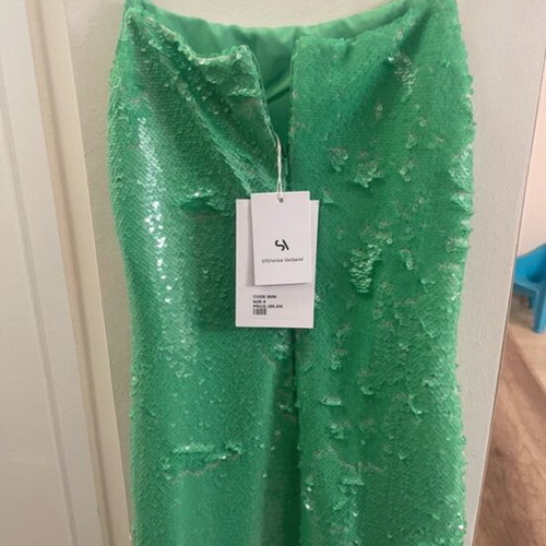 Stefania Vaidani green dress with sequins and side cutouts size small new