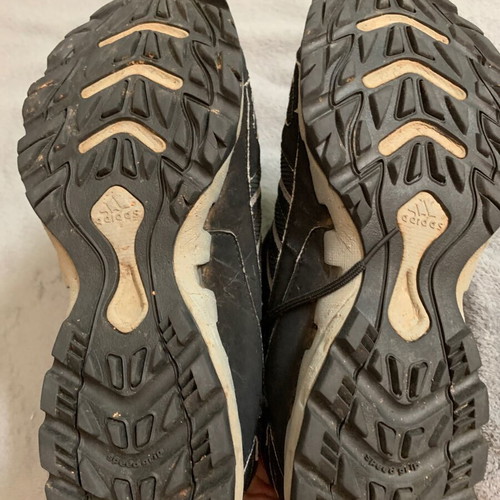 Adidas AX1 μποτάκια πεζοπορίας 44 μεταχειρισμένα, μαύρα
