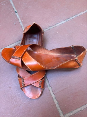 Women's leather shoes used, handmade by Spiliopoulos