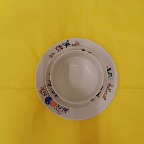 Vintage Ionia children's porcelain dinnerware set used, 3 pieces