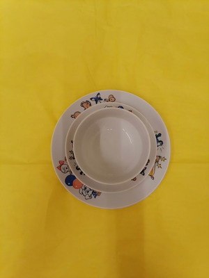 Vintage Ionia children's porcelain dinnerware set used, 3 pieces