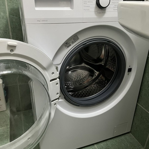 Beko B1WFK2604WEE washing machine like new, 6 kg front load