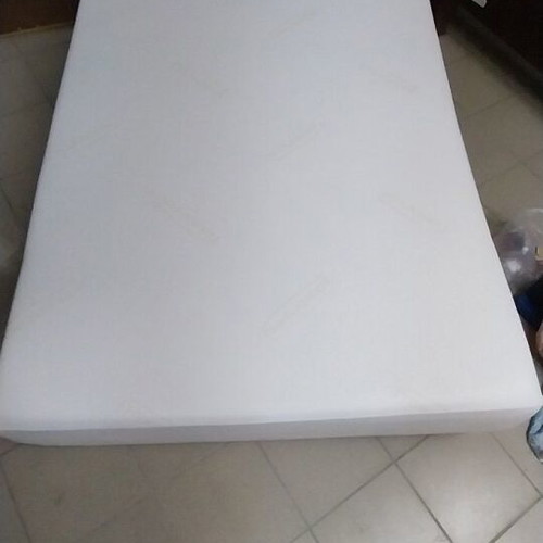 Semi-double American solid wood bed with mattress and base