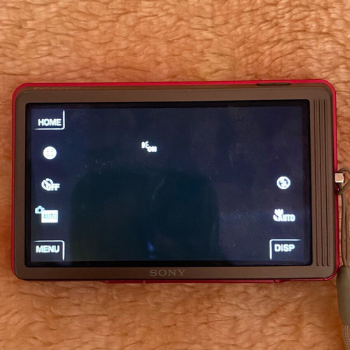 Cyber-shot DSC-T700 camera pink like new with Carl Zeiss lens