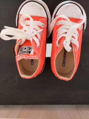 Converse kids' sneakers size 21, orange