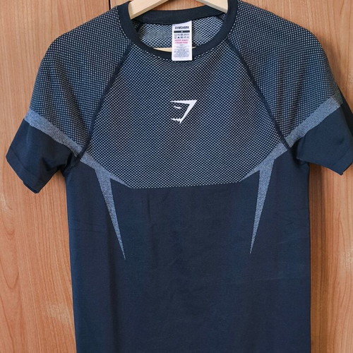 Gymshark Onyx 5.0 T-shirt brand new, size M, black-gray