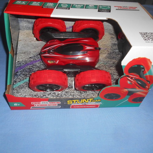 Remote Control Stunt Car new with 360º rotation