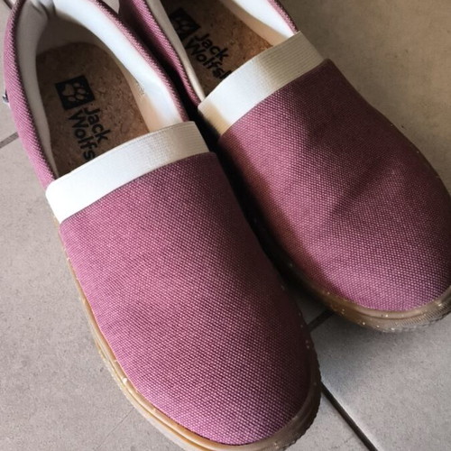 Jack Wolfskin women's canvas shoes like new, size 38