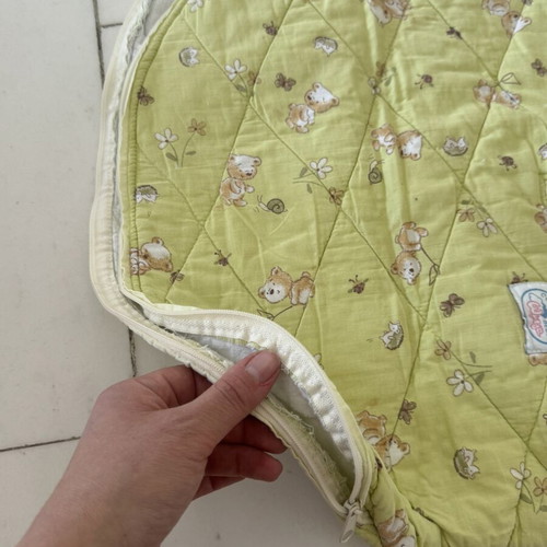 Baby quilted sleeping bag used, 0-6 months, green with bears