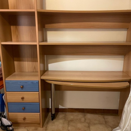 Neoset bookshelf used with desk and shelves