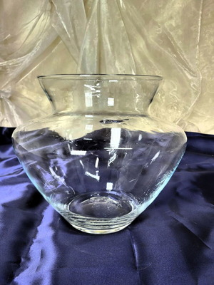 Large Glass Decorative Vase Amphora like new, height 28cm