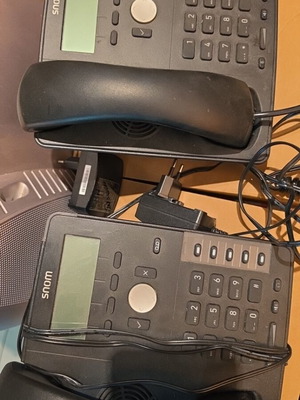 Telephone set of 2 like new, black with boxes