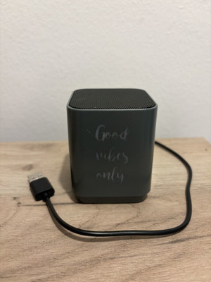 Bigben BT19 Bluetooth Speaker Good Vibes Only like new