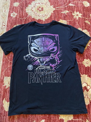 Marvel Black Panther Graphic T-Shirt like new, black, size S