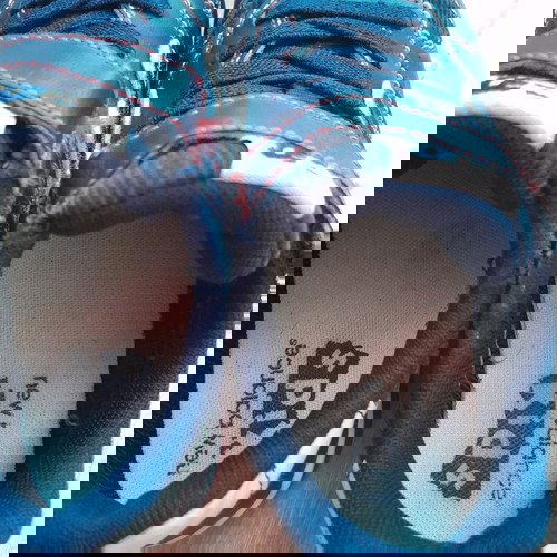 Αθλητικά παπούτσια New Balance 32 μεταχειρισμένα σε πολύ καλή κατάσταση