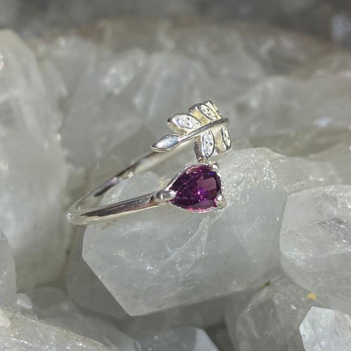 Silver ring with natural rhodolite garnet and moissanite, new