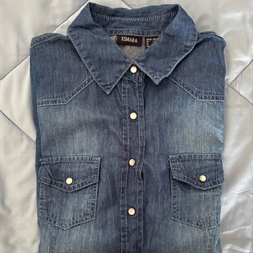 Esmara denim shirts size S like new blue pack of 2